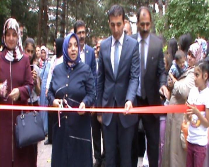 Kız Meslek Lisesi Öğrencileri Hünerlerini Sergiledi